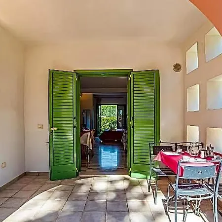 Family Village Hotel