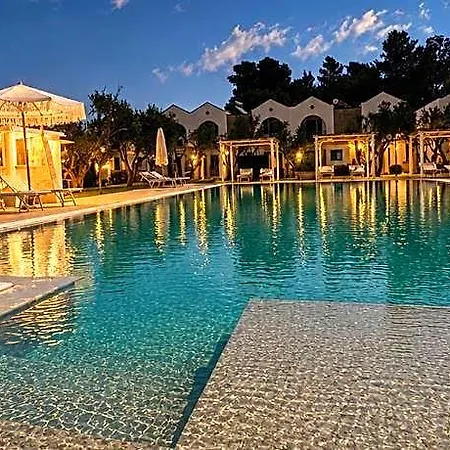 Family Village 4* Otranto