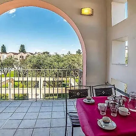 Family Village Hotel 4*