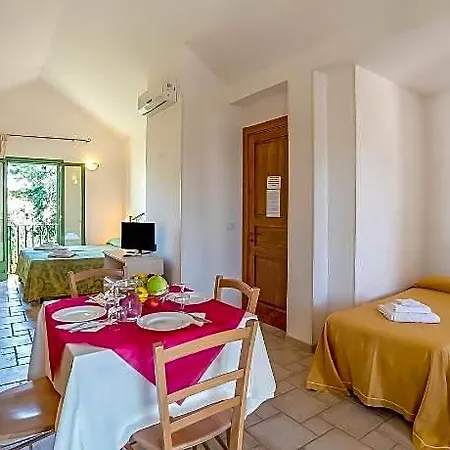 Hotel Family Village 4*