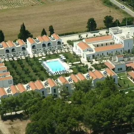 Family Village Otranto אתר נופש אלימיני