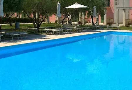 Family Village Otranto אתר נופש