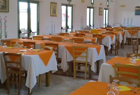 אתר נופש Family Village Otranto 4*