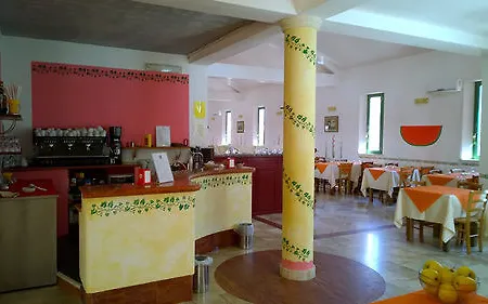 Family Village Otranto אתר נופש 4*