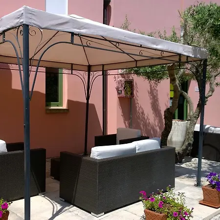 Family Village Otranto אלימיני