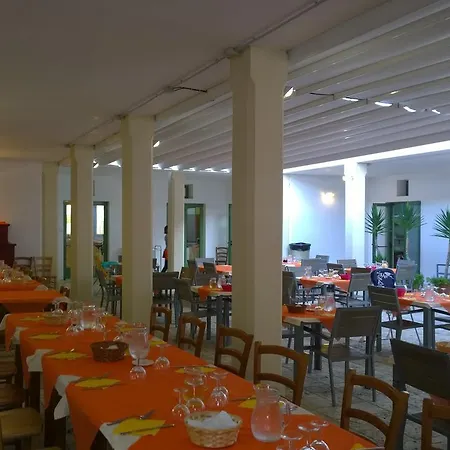 Family Village Otranto אלימיני
