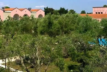 Family Village Otranto אתר נופש אלימיני